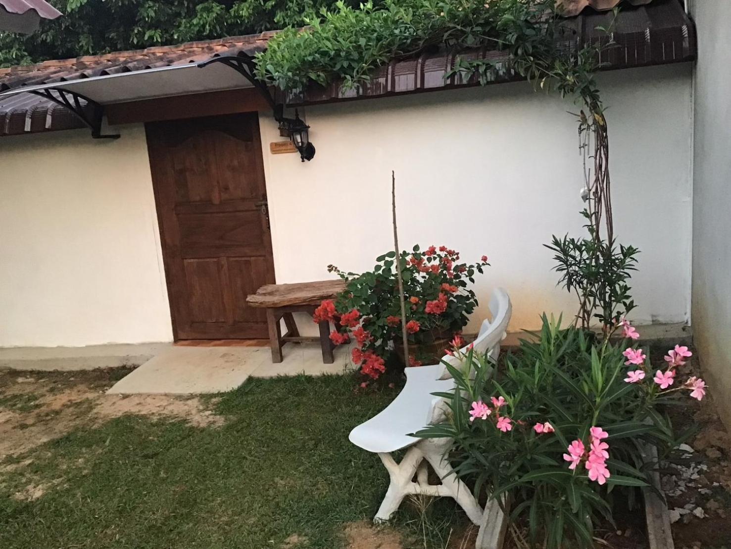 Serenity1 Homestay Chiang Dao Εξωτερικό φωτογραφία
